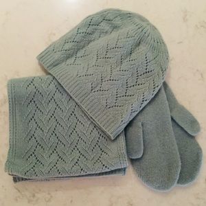 100% Cashmere Scarf, Mittens, and Hat Set